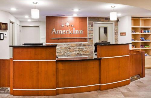 De Witt Hotel | AmericInn by Wyndham DeWitt
