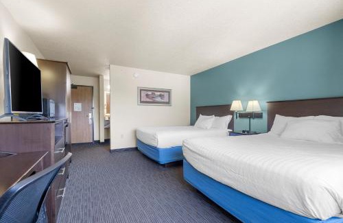 Bellevue Hotel | AmericInn by Wyndham Green Bay East