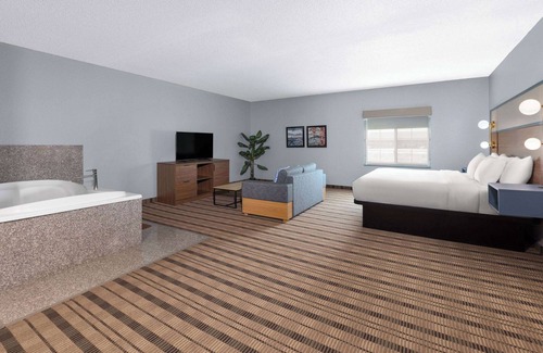 Grinnell Hotel | AmericInn by Wyndham Grinnell