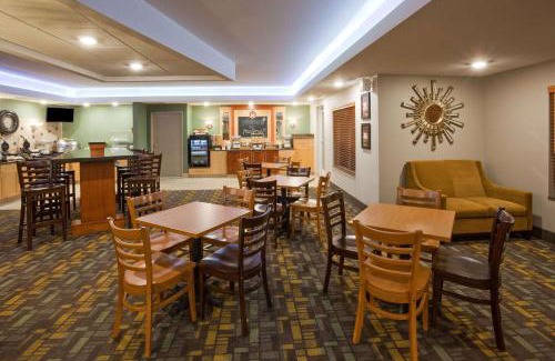 Hartford Hotel | AmericInn by Wyndham Hartford SD