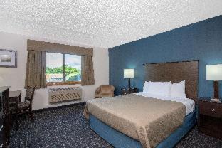 Hayward Hotel | AmericInn by Wyndham Hayward