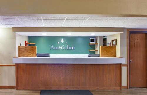 Hutchinson Hotel | AmericInn by Wyndham Hutchinson