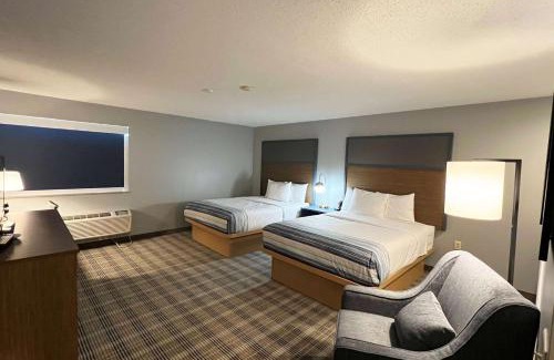 Marshfield Hotel | AmericInn by Wyndham Marshfield