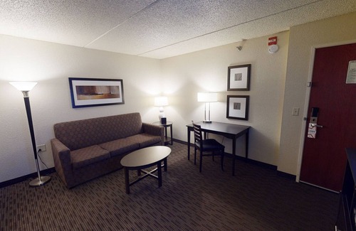 Mounds View Hotel | AmericInn by Wyndham Mounds View Minneapolis