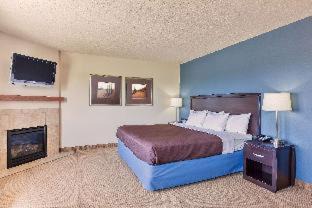 Monmouth Hotel | AmericInn by Wyndham Monmouth