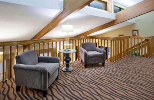 Plover Hotel | AmericInn by Wyndham Plover Stevens Point