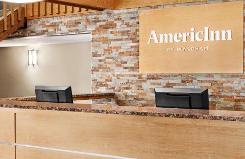 Roseau Hotel | AmericInn by Wyndham Roseau