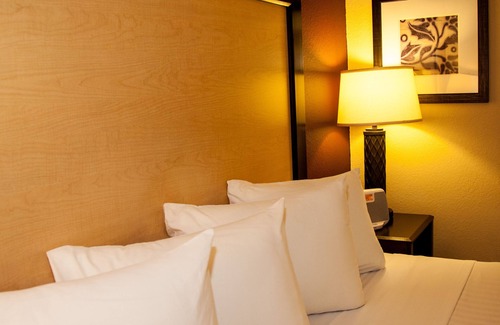 Detroit Lakes Hotel | AmericInn by Wyndham Detroit Lakes