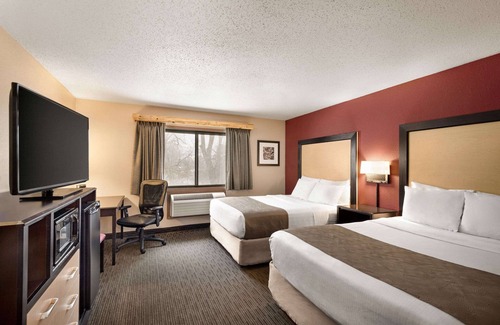 Detroit Lakes Hotel | AmericInn by Wyndham Detroit Lakes