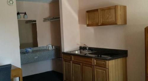 Kingsport Hotel | Americourt Extended Stays