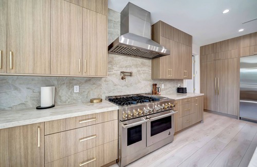 Encino House | Amestoy Estate Villa W/Pool, Spa & Basketball Ct.