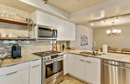 Sandy House | AMFCU Field | Sandy Expo Station | Pet Friendly