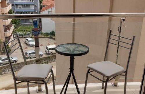 Maini Apartment | AMG apartments