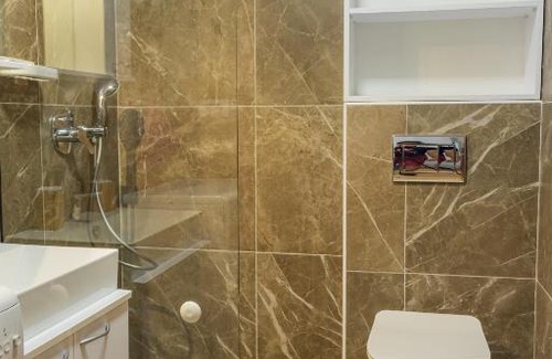 Maini Apartment | AMG apartments