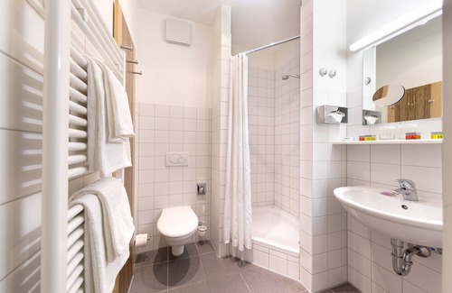 Sielmingen Hotel | AMH Airport-Messe-Hotel