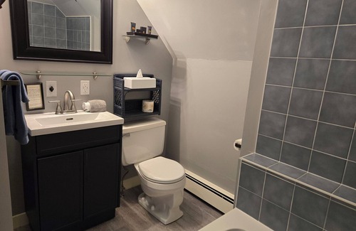 Lorneville Hotel | Amherst Shore Country Inn