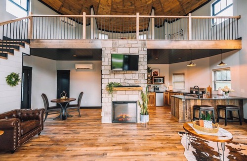 Navarre House | Amish Country Silo - Navarre, Ohio