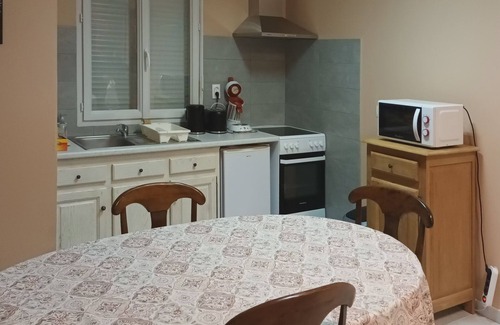 Ruffec House | Amistad Casas Viejas house close to all amenities
