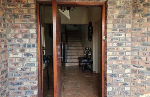 Bluewater Bay House | AMM Guesthouse