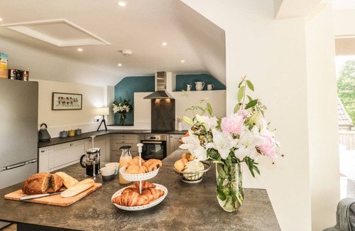 Winsham Cottage | AMMERHAM FARM COTTAGE, family friendly, with open fire in Winsham