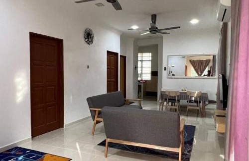 Kuala Terengganu House | Amnee Homestay