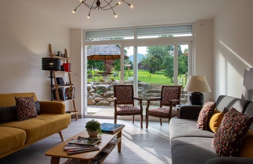 Saint-Paul-en-Chablais House | Amodo Lodge - JARO Room