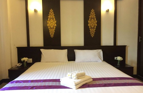 Phrae Hotel | Amonruk Hotel 2