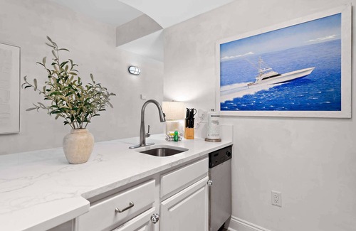 West Panama City Beach Condo | Amor by The Sea | Lake Views | Steps From Pool