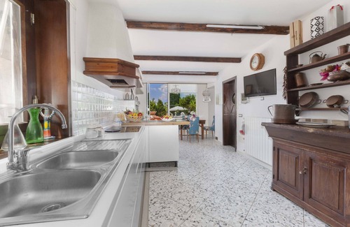 Castellammare di Stabia Villa | AMORE RENTALS - Villa Amore with Sea View, Private Swimming Pool, Garden and Parking