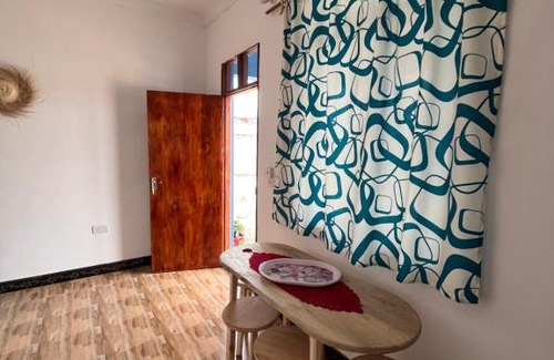 Kendwa Bed & Breakfast | Amos House