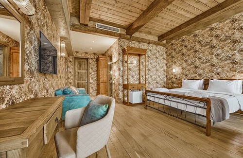 Mirzaani Hotel | Ampelo Resort