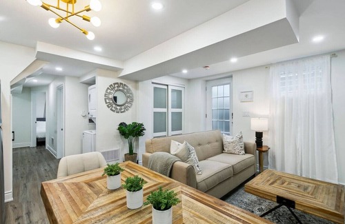 Halton Regional Municipality Apartment | Ampersand Alcove in Milton
