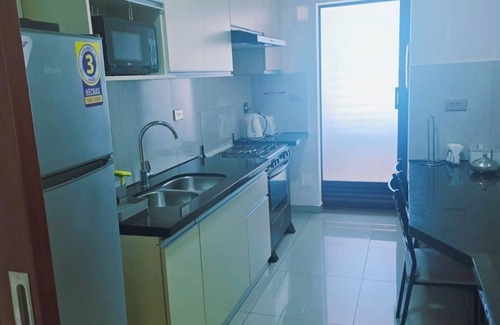 Santa Cruz Apartment | Amplio apartamento de 4 habitaciones con WiFi y AC en la encantadora Santa Cruz