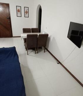 Dois de Julho Apartment | Amplo 2 quartos, vista mar.
