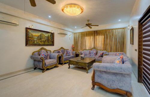 Sector 39 Hotel | Amrit Hotel - Hotel & Banquet,Sector 32