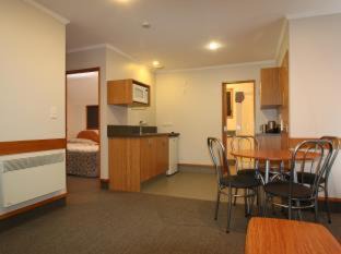 North Dunedin Hotel | Amross Motel
