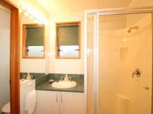 North Dunedin Hotel | Amross Motel