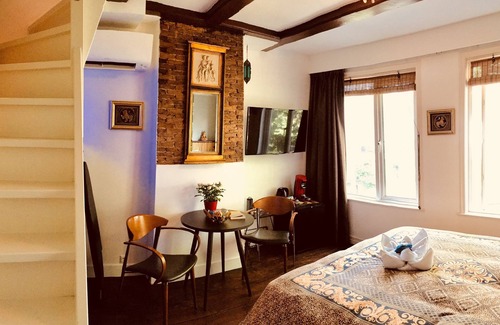Grachtengordel-West Bed & Breakfast | Amsterdam B&B Barangay