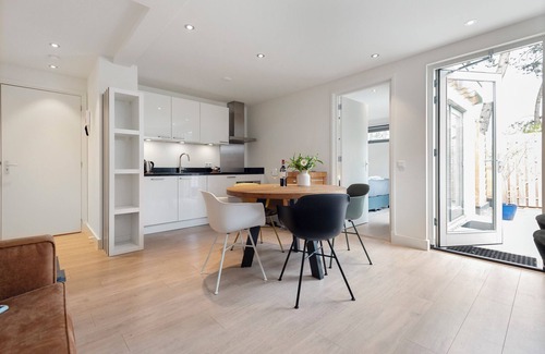 Municipality of Zandvoort Apartment | Amsterdam Dunes Holiday Home with private Garden and Parking