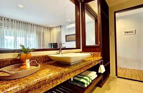 Anda Resort | Amun Ini Beach Resort & Spa