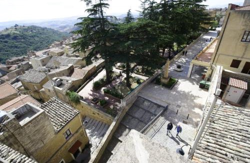 Calascibetta House | Amuri di casa