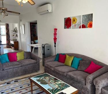 Shurtah al-Dakhlah Apartment | Amwaj north coast