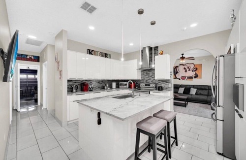 Crescent Lakes Villa | Amzing 4 Bedroom Pool Home Close to Disney