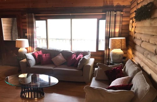 Portsonachan House | An Amazing Cedar 3 Bedroom Lodge On The Lochside at Portsonachan