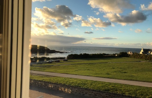 Treyarnon Cottage | An apartment that sleeps 4 guests in 2 bedrooms