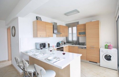 Protaras Cottage | An apartment that sleeps 6 guests in 3 bedrooms