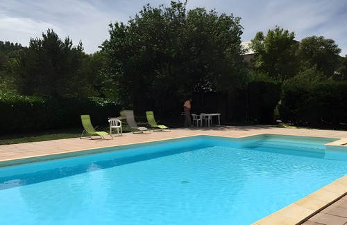 Allemagne-en-Provence Apartment | An authentic stay in a charming apartment in the heart of a Provençal château