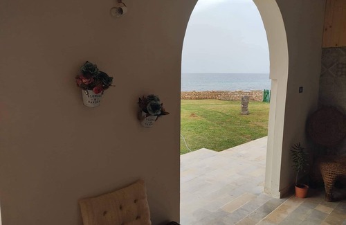 El Haouaria Villa | An Authentic Villa by the Sea