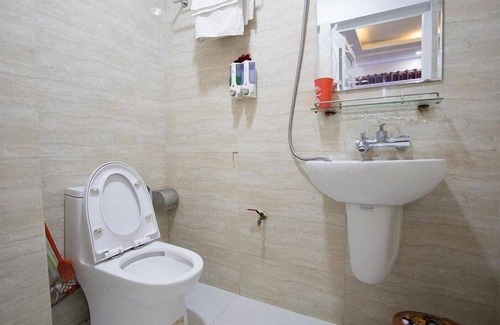 Bac Giang Hotel | An Binh 2 Hotel BG - by BAY LUXURY