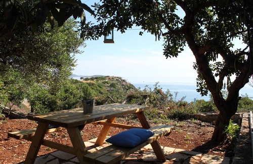 Ammoudara Apartment | An Eden for two+ (a small apartment in a lemon tree garden next to the sea)